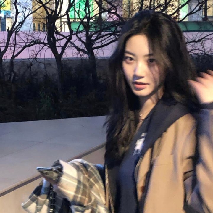 沉默的罗娜